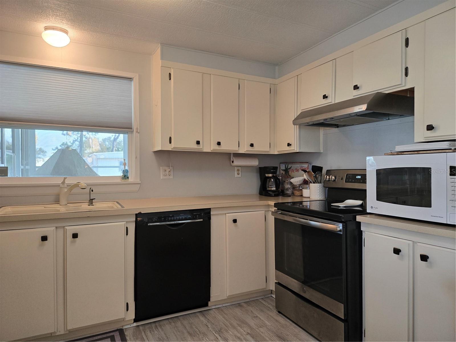 SANDALWOOD PARK - Residential