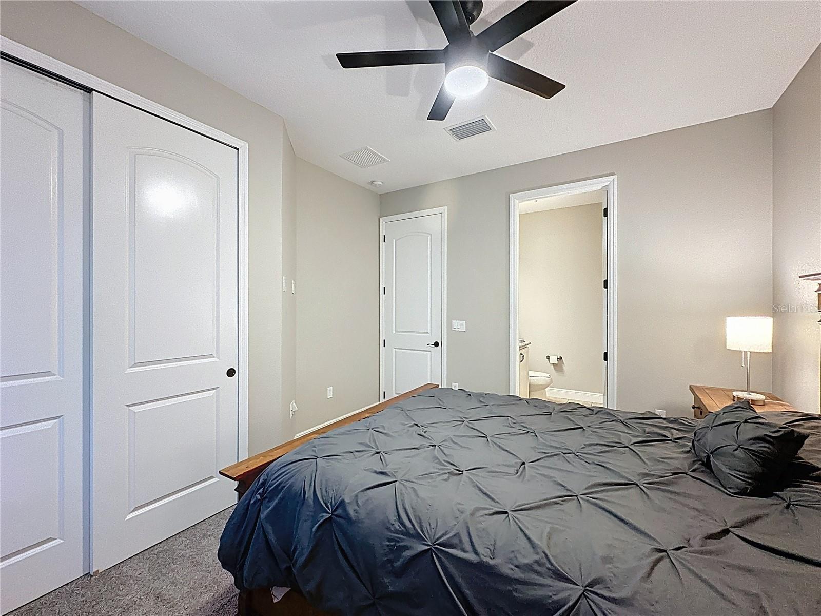 CASCADES OF GROVELAND (TRILOGY) - Residential