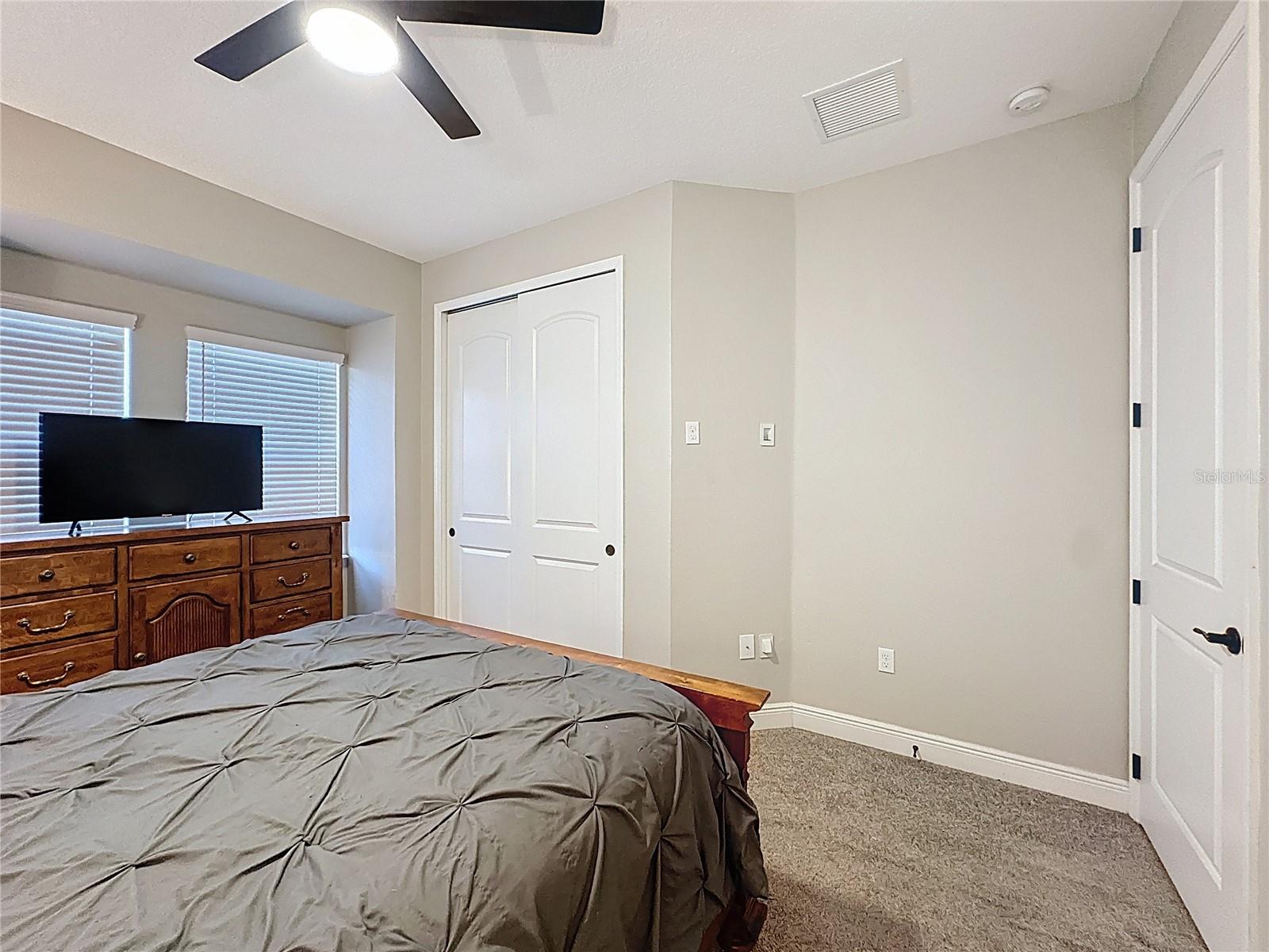 CASCADES OF GROVELAND (TRILOGY) - Residential