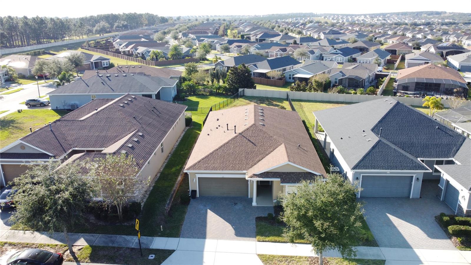 CASCADES OF GROVELAND (TRILOGY) - Residential