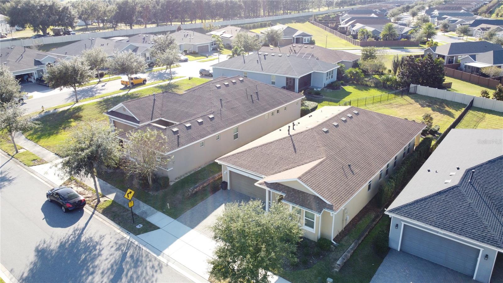 CASCADES OF GROVELAND (TRILOGY) - Residential