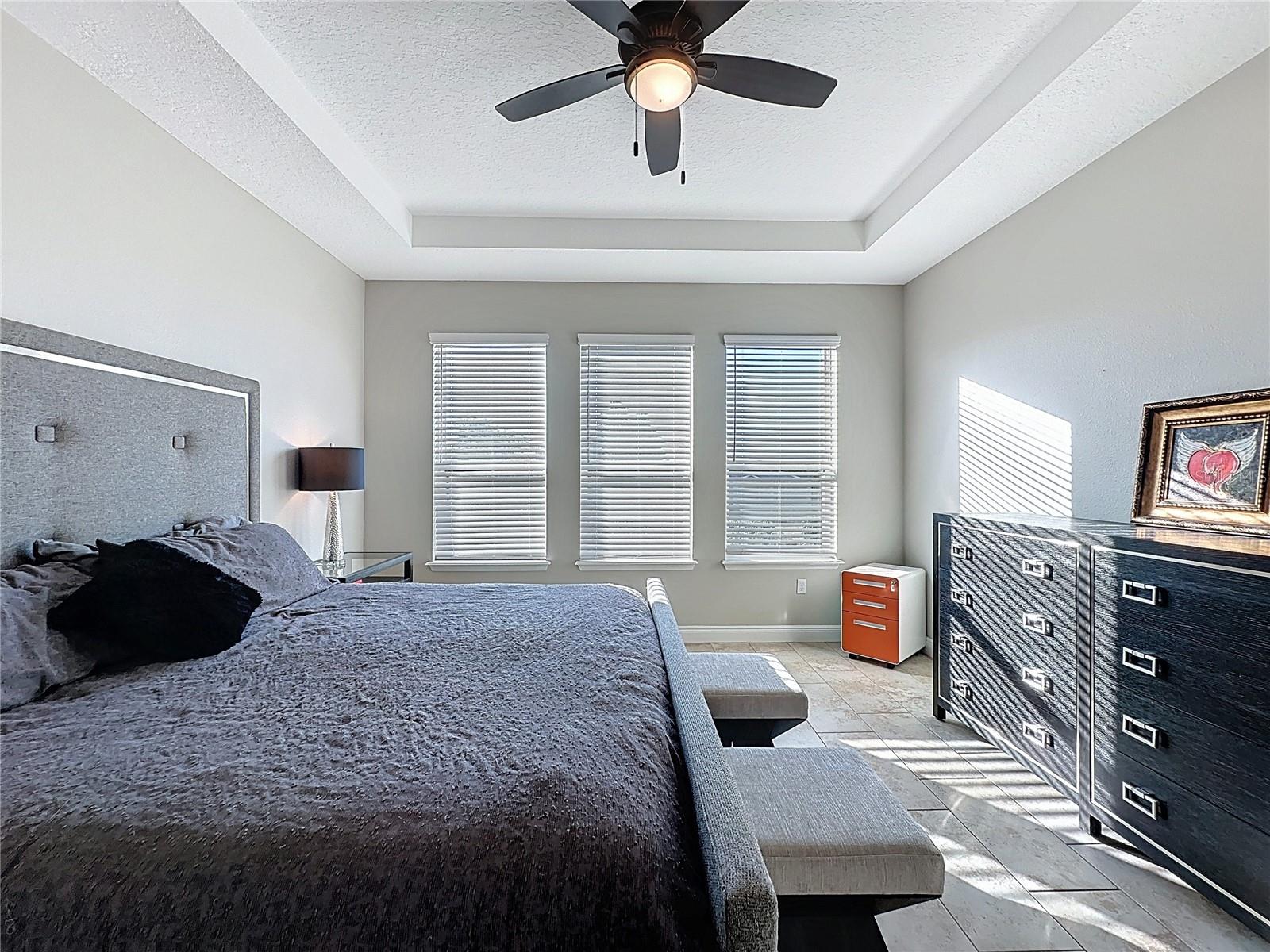 CASCADES OF GROVELAND (TRILOGY) - Residential