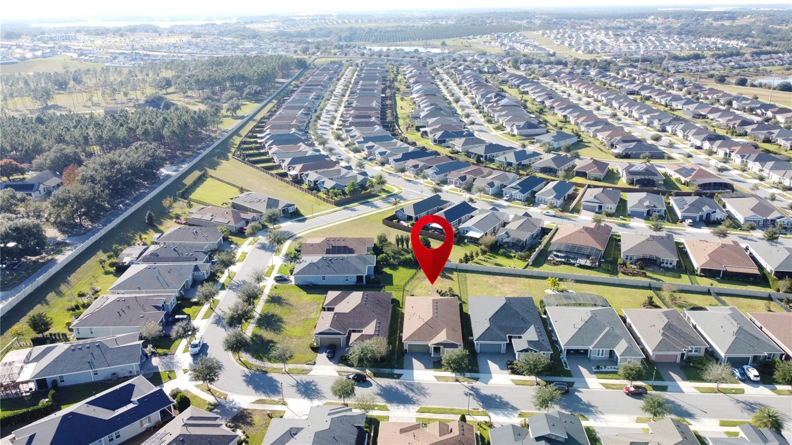 CASCADES OF GROVELAND (TRILOGY) - Residential