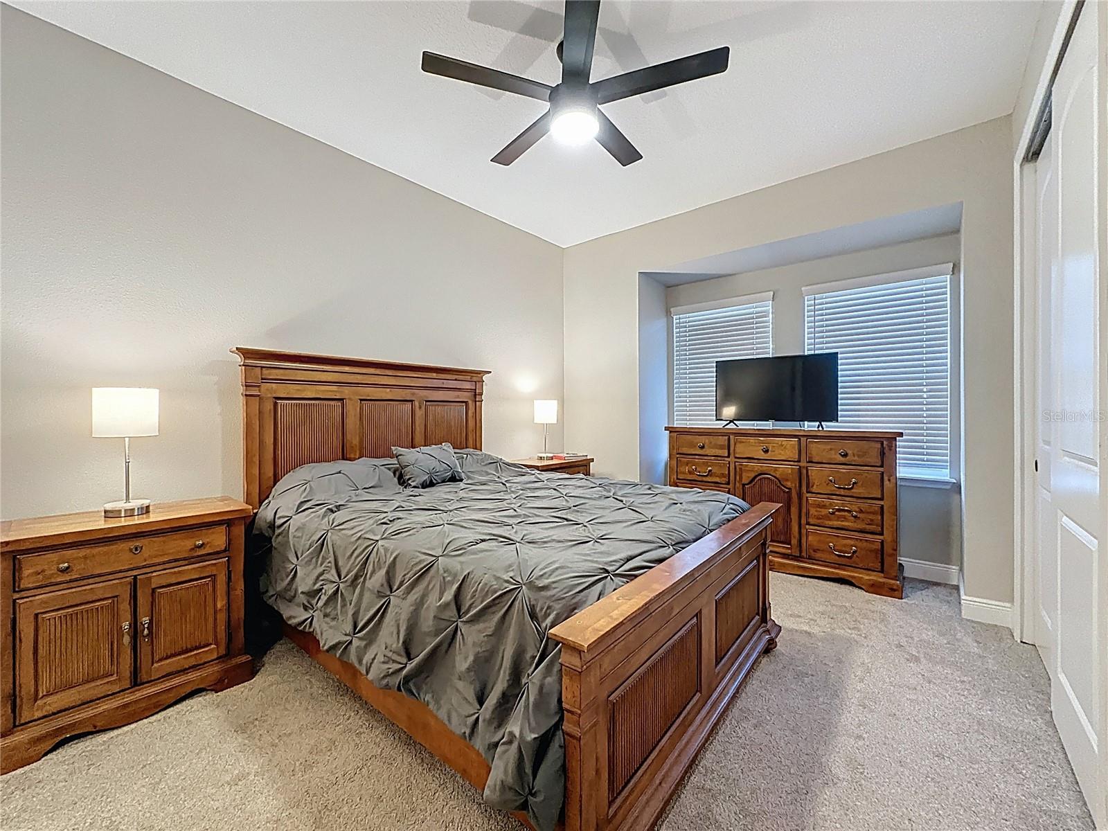 CASCADES OF GROVELAND (TRILOGY) - Residential