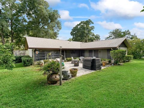 A home in DUNNELLON