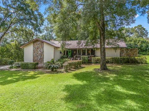 A home in DUNNELLON