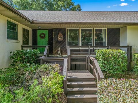 A home in DUNNELLON