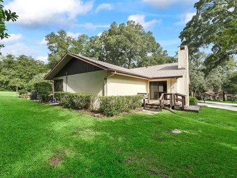 A home in DUNNELLON