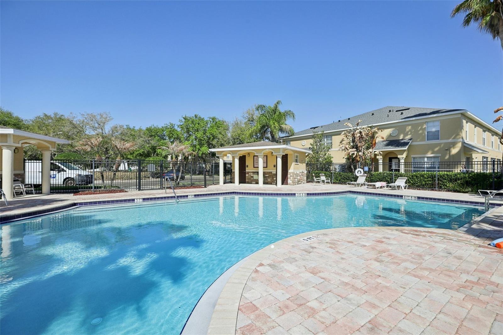 COBBLESTONE LANDING TWNHMS CONDO - Residential