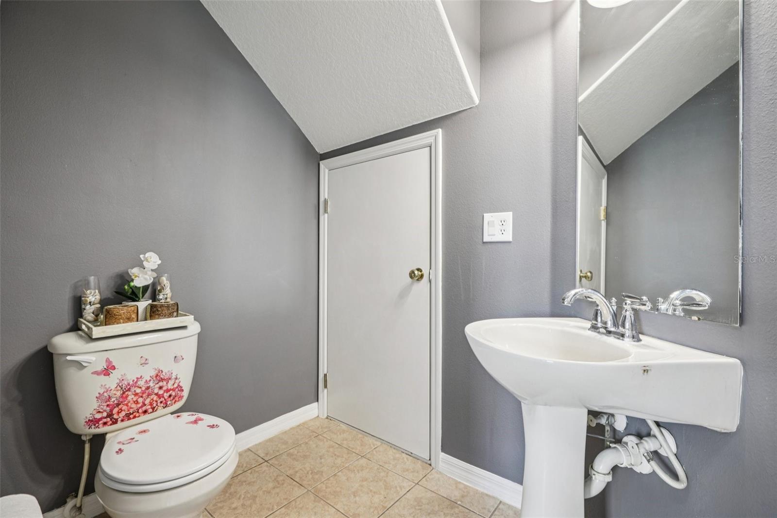 COBBLESTONE LANDING TWNHMS CONDO - Residential