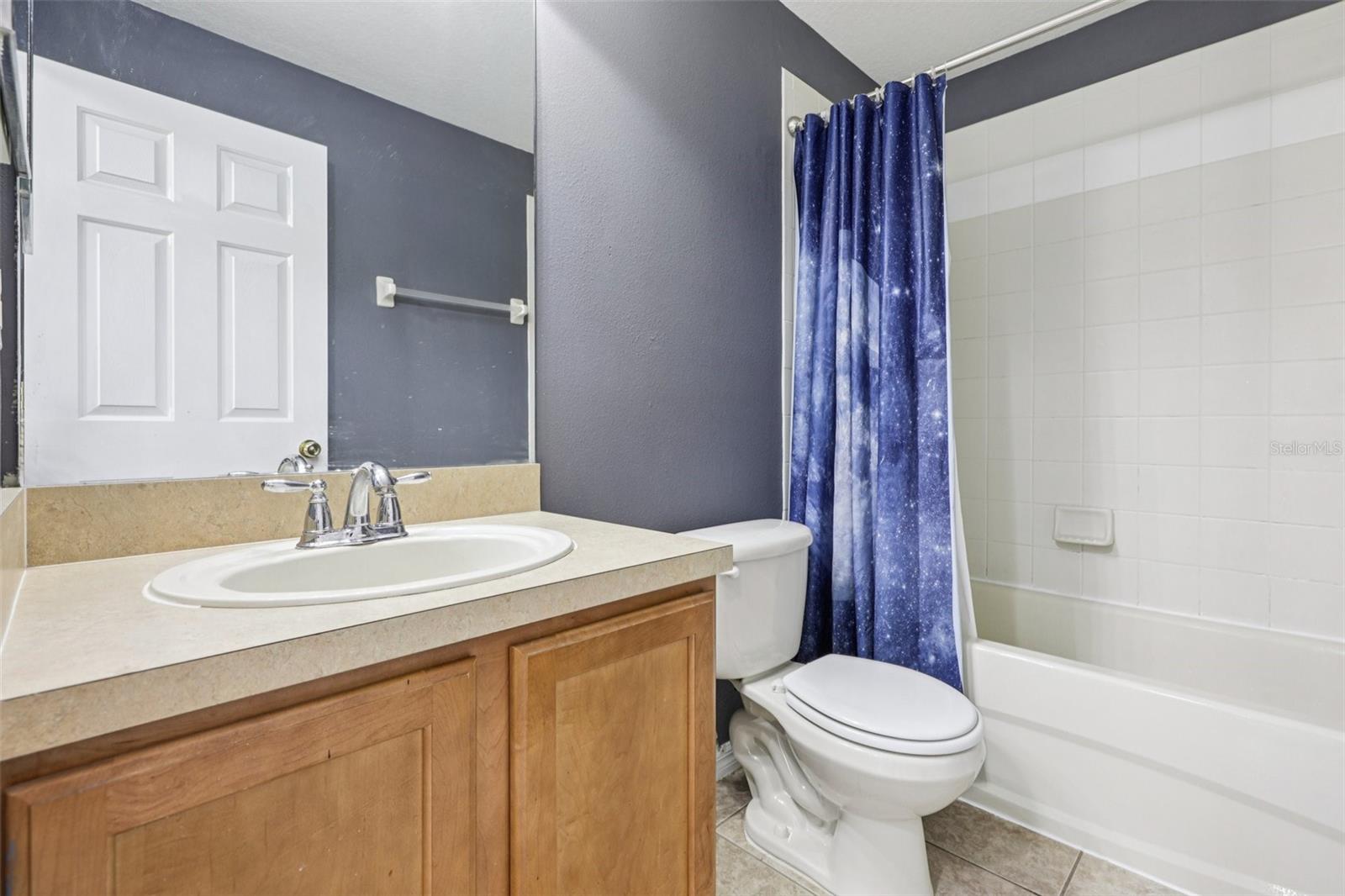 COBBLESTONE LANDING TWNHMS CONDO - Residential