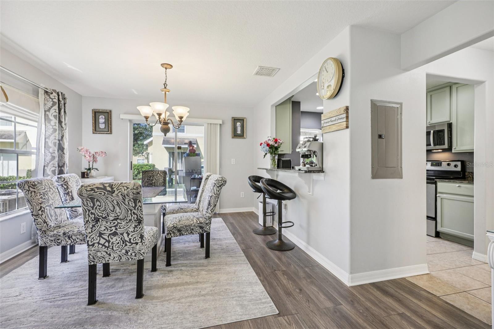 COBBLESTONE LANDING TWNHMS CONDO - Residential