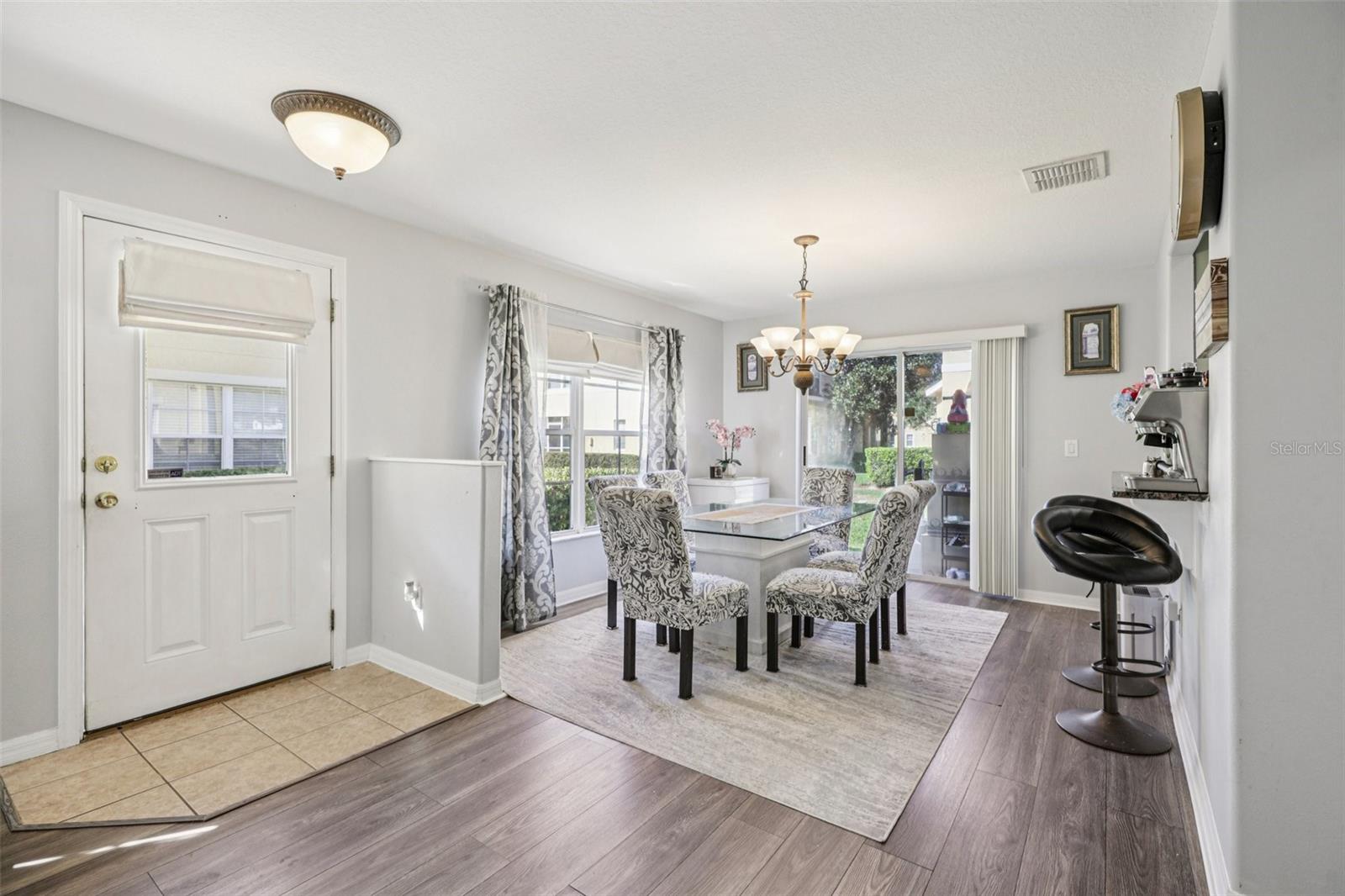 COBBLESTONE LANDING TWNHMS CONDO - Residential