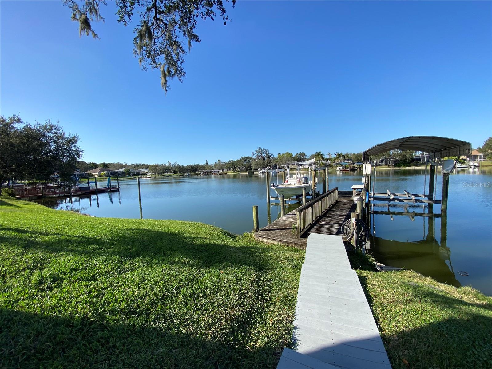 RIVER POINT OF MANATEE - Residential Lease