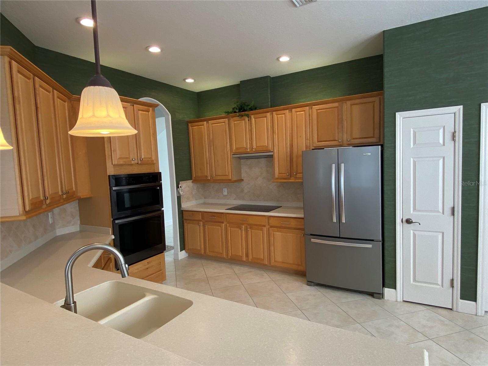 RIVER POINT OF MANATEE - Residential Lease