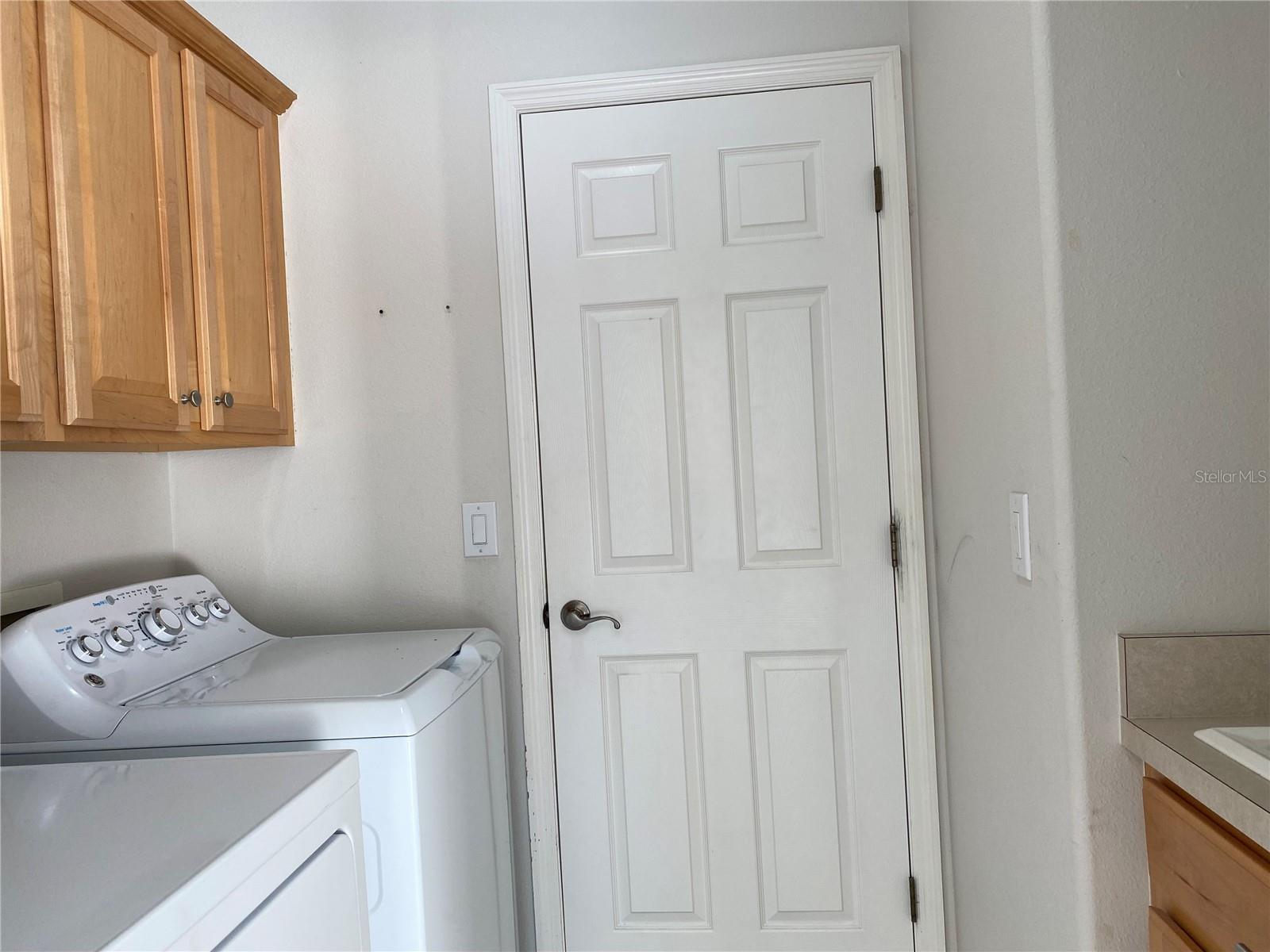 RIVER POINT OF MANATEE - Residential Lease