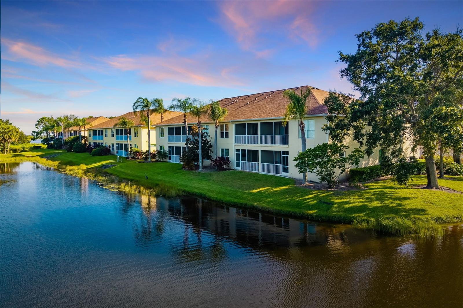HARBORAGE ON BRADEN RIVER III PH I - Residential