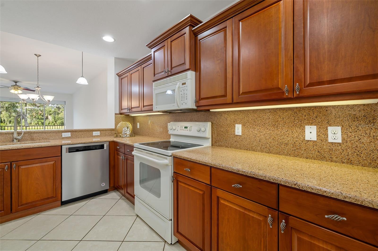 HARBORAGE ON BRADEN RIVER III PH I - Residential