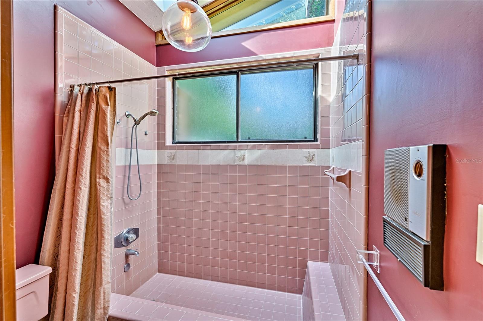 FEATHERWOOD - Residential