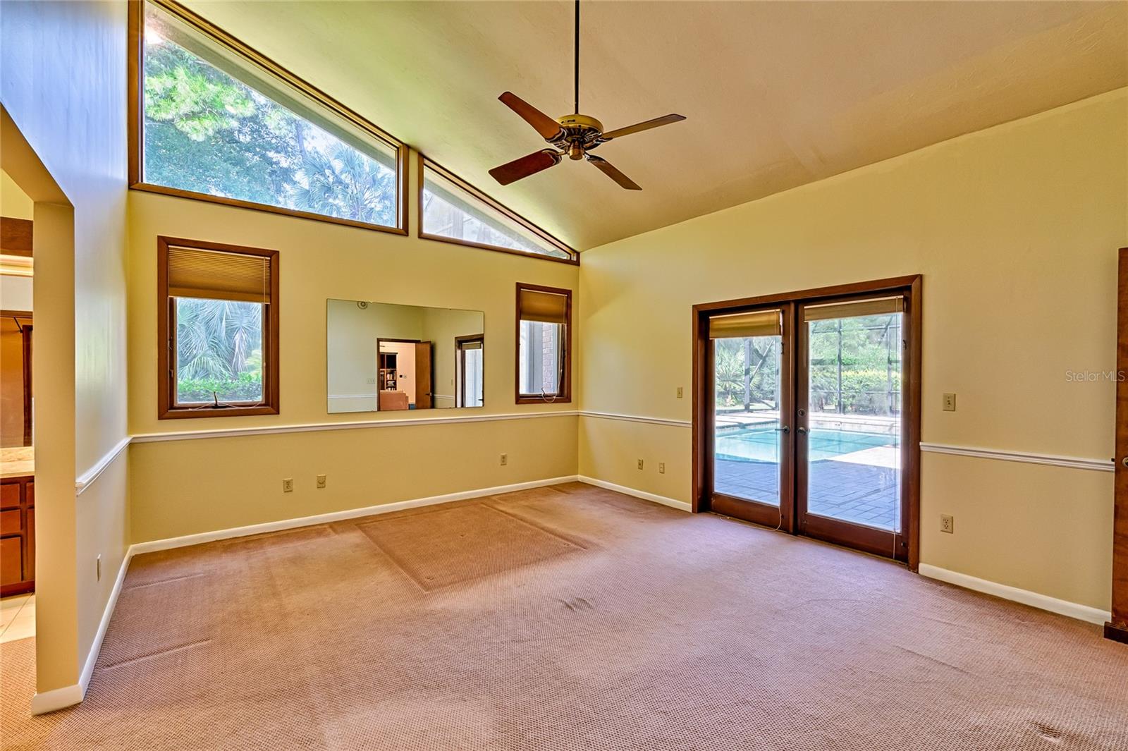 FEATHERWOOD - Residential