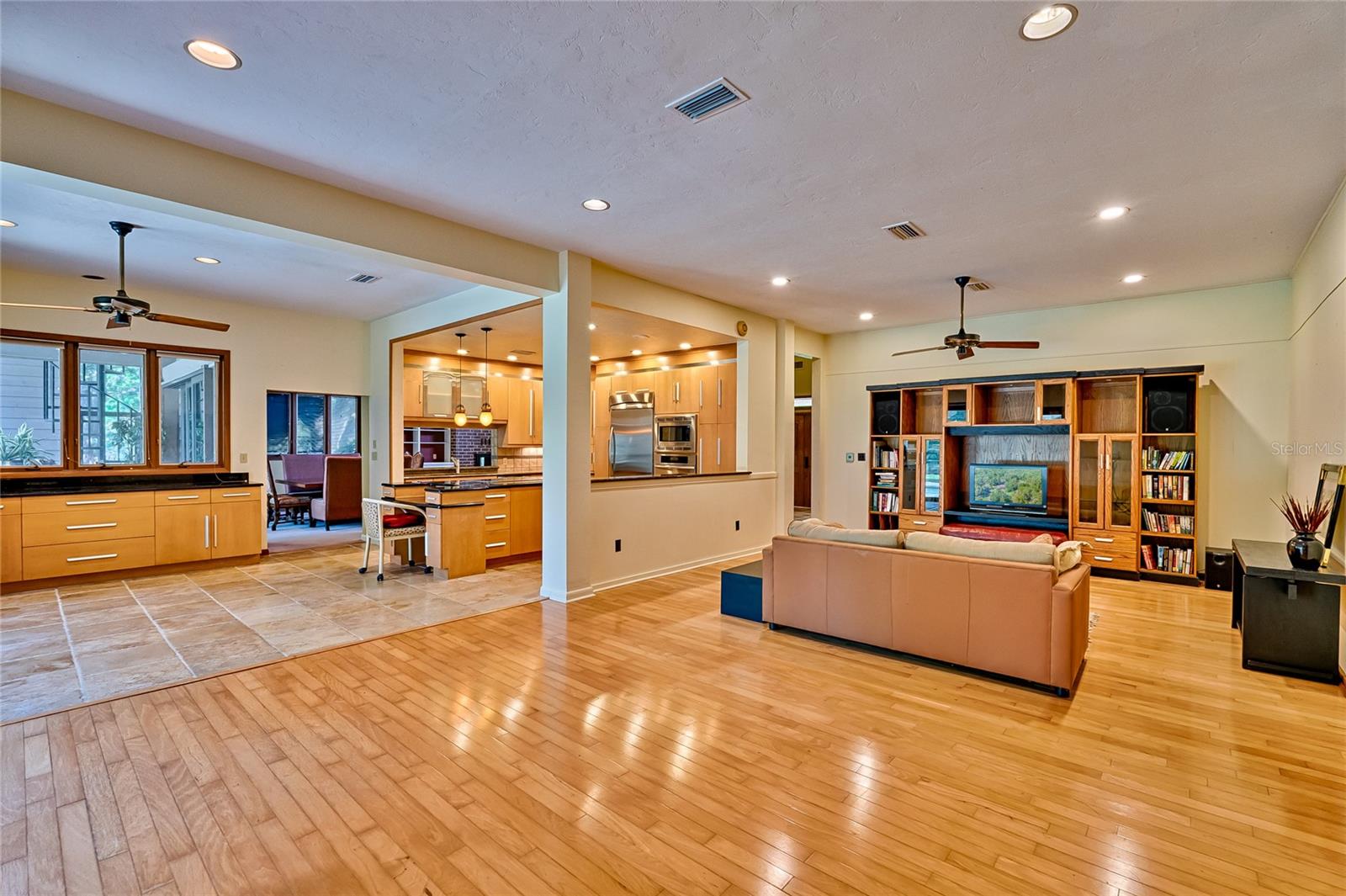 FEATHERWOOD - Residential