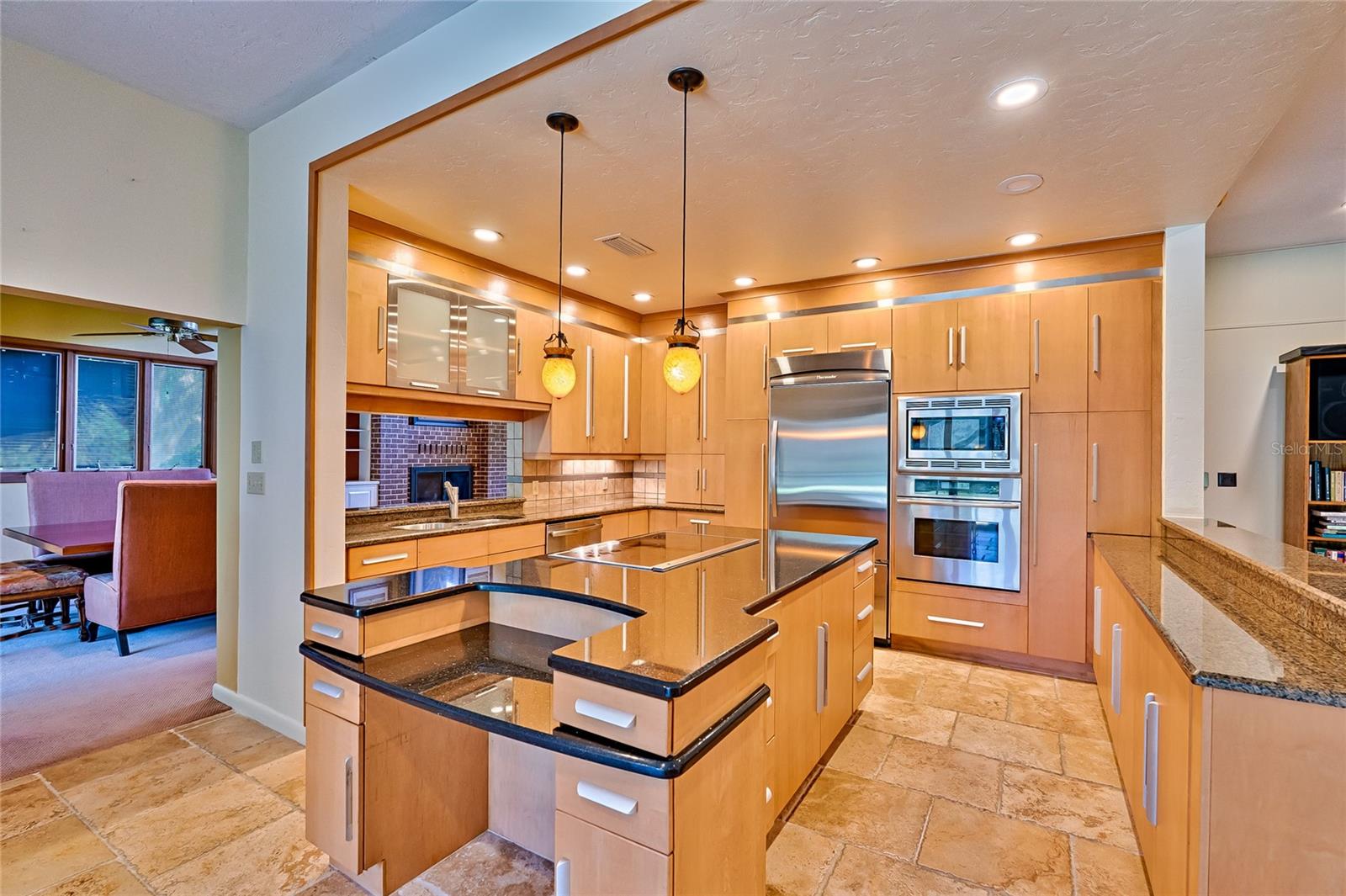 FEATHERWOOD - Residential