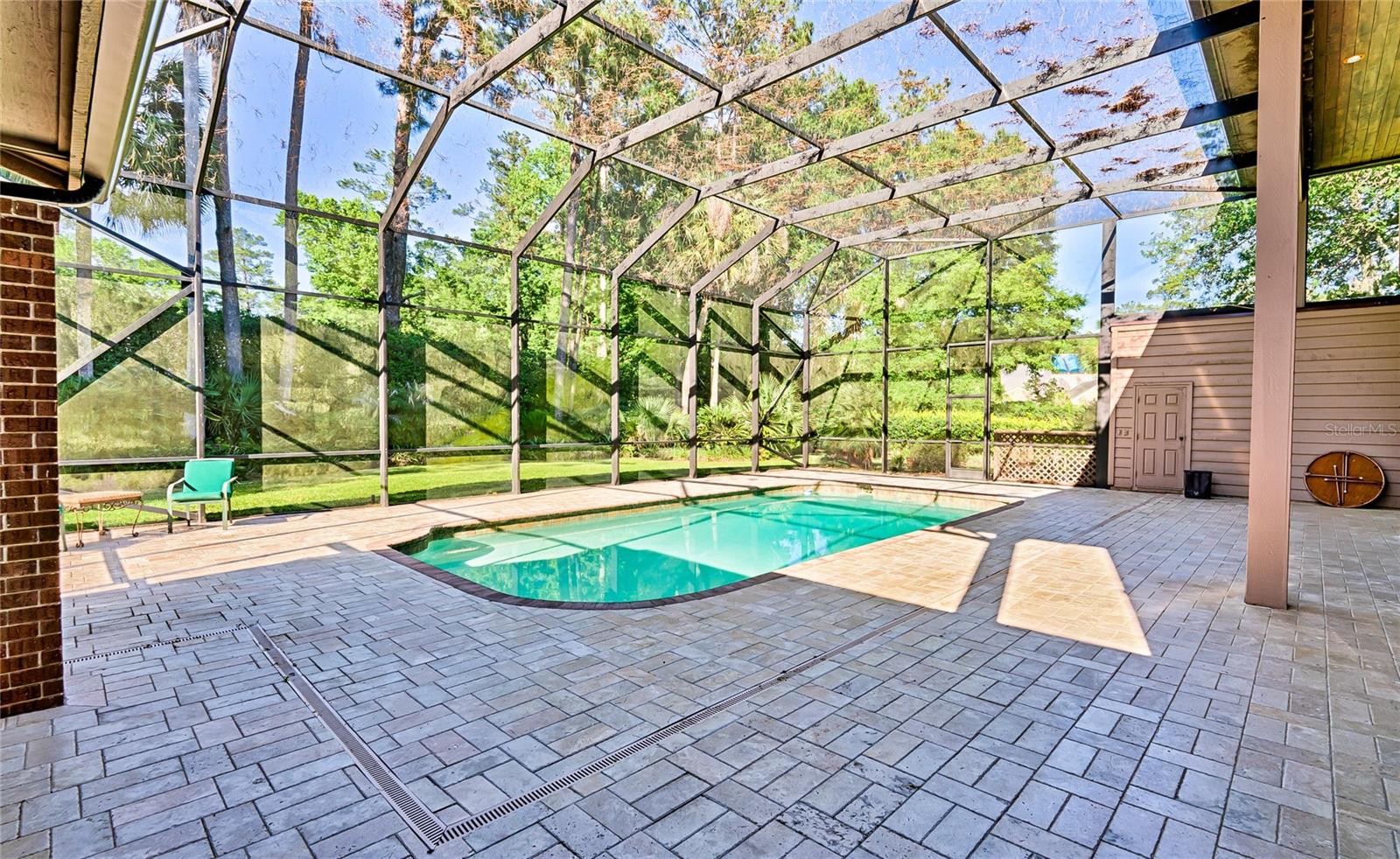 FEATHERWOOD - Residential