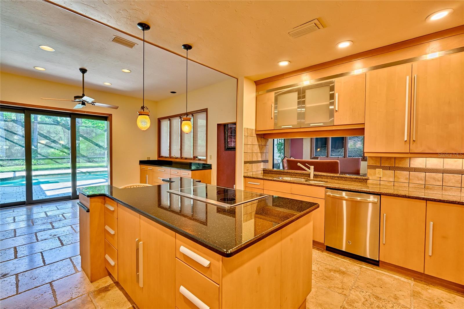 FEATHERWOOD - Residential