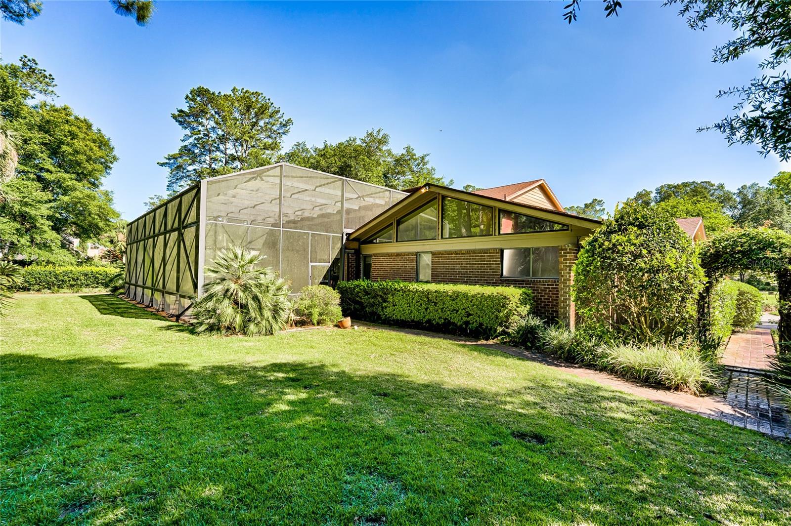 FEATHERWOOD - Residential