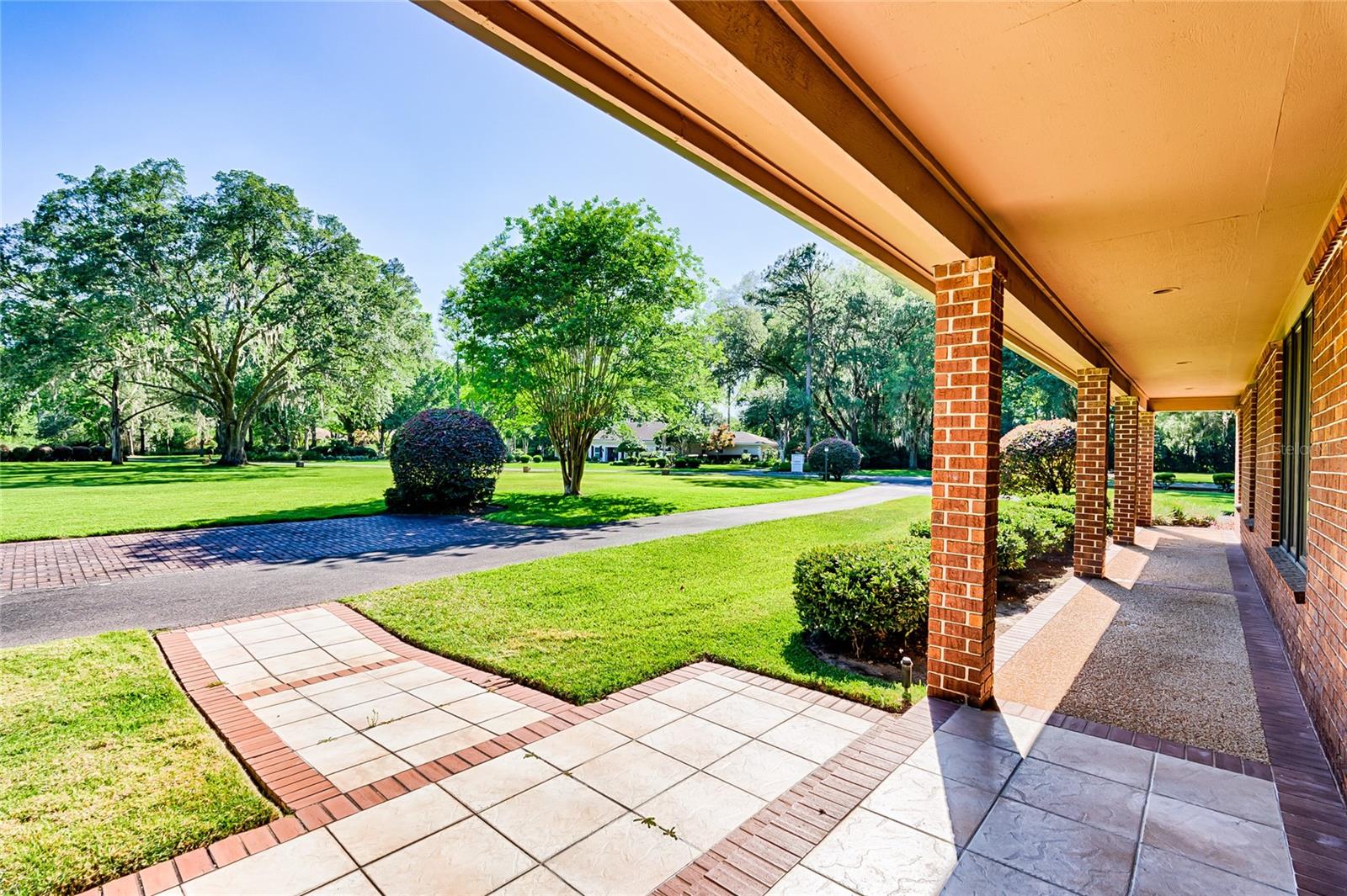 FEATHERWOOD - Residential