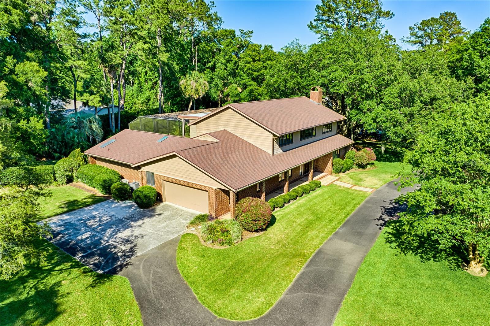 FEATHERWOOD - Residential