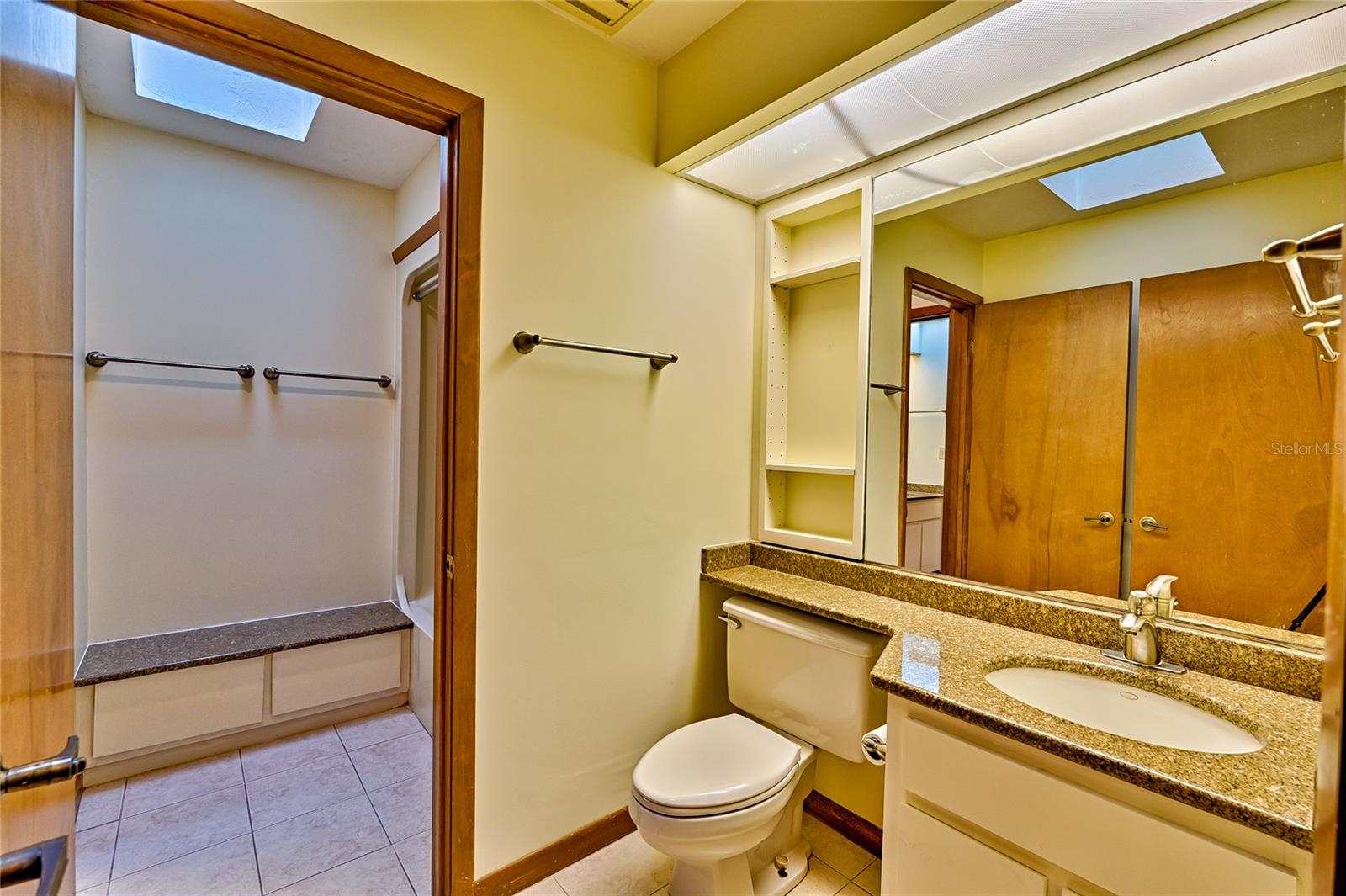 FEATHERWOOD - Residential