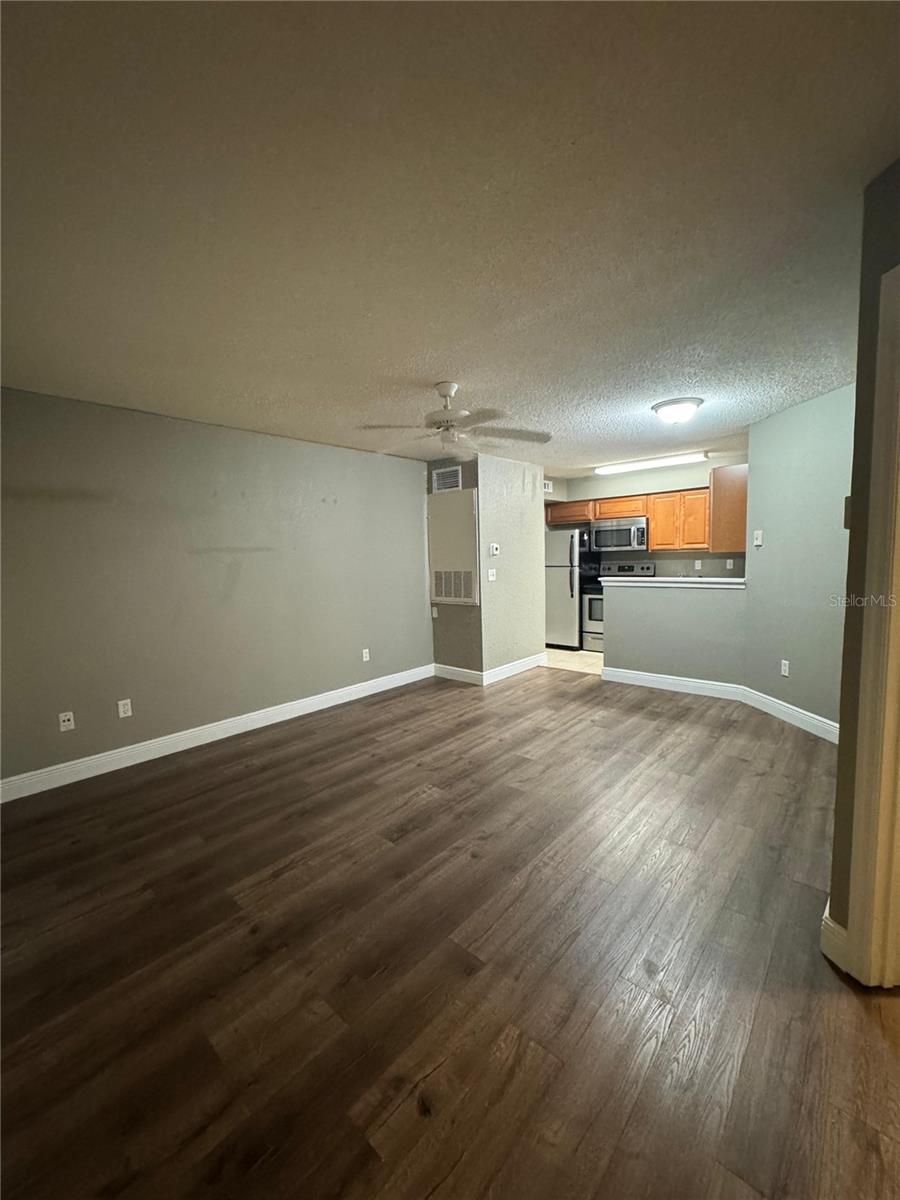 BELMONT/PK CENTRAL CONDO - Residential Lease