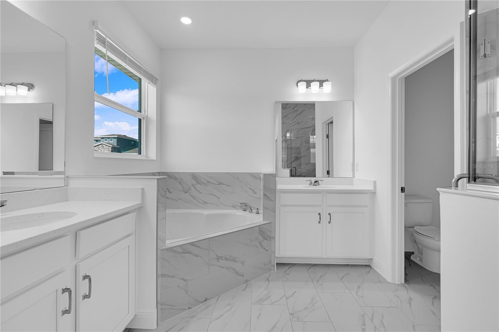 HILLS OF MINNEOLA - Residential Lease