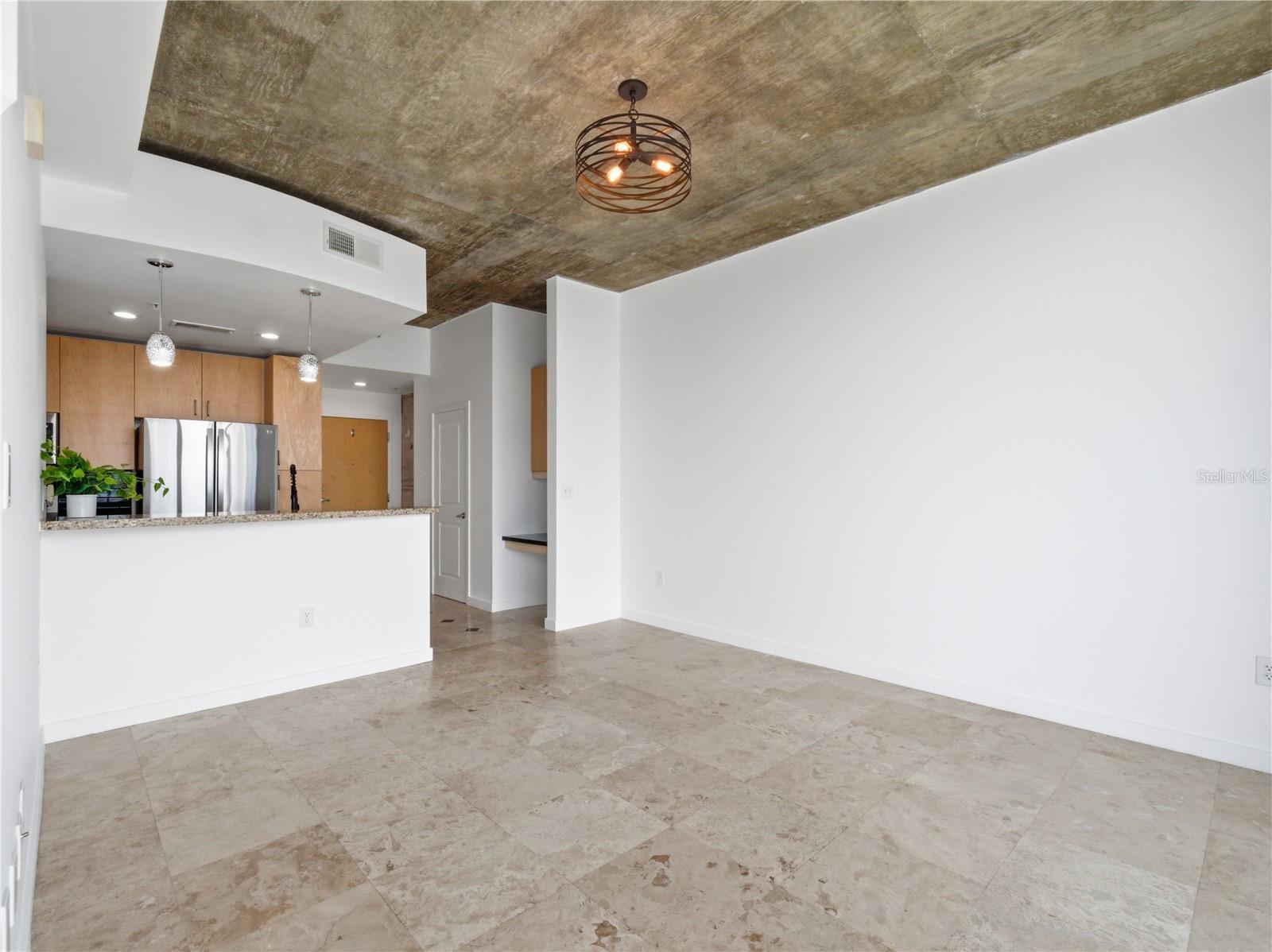 SOLAIRE/PLAZA CONDO - Residential