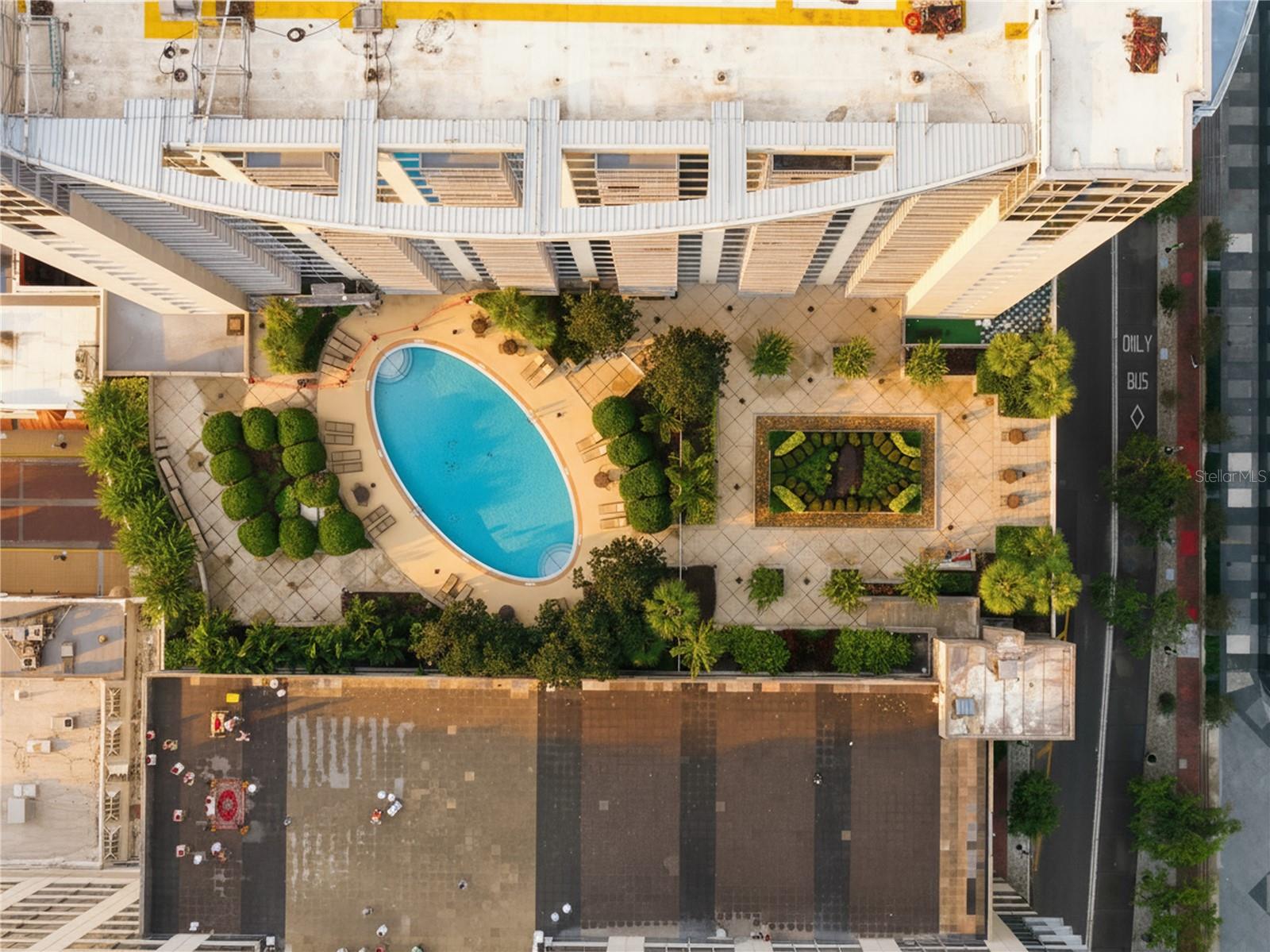 SOLAIRE/PLAZA CONDO - Residential