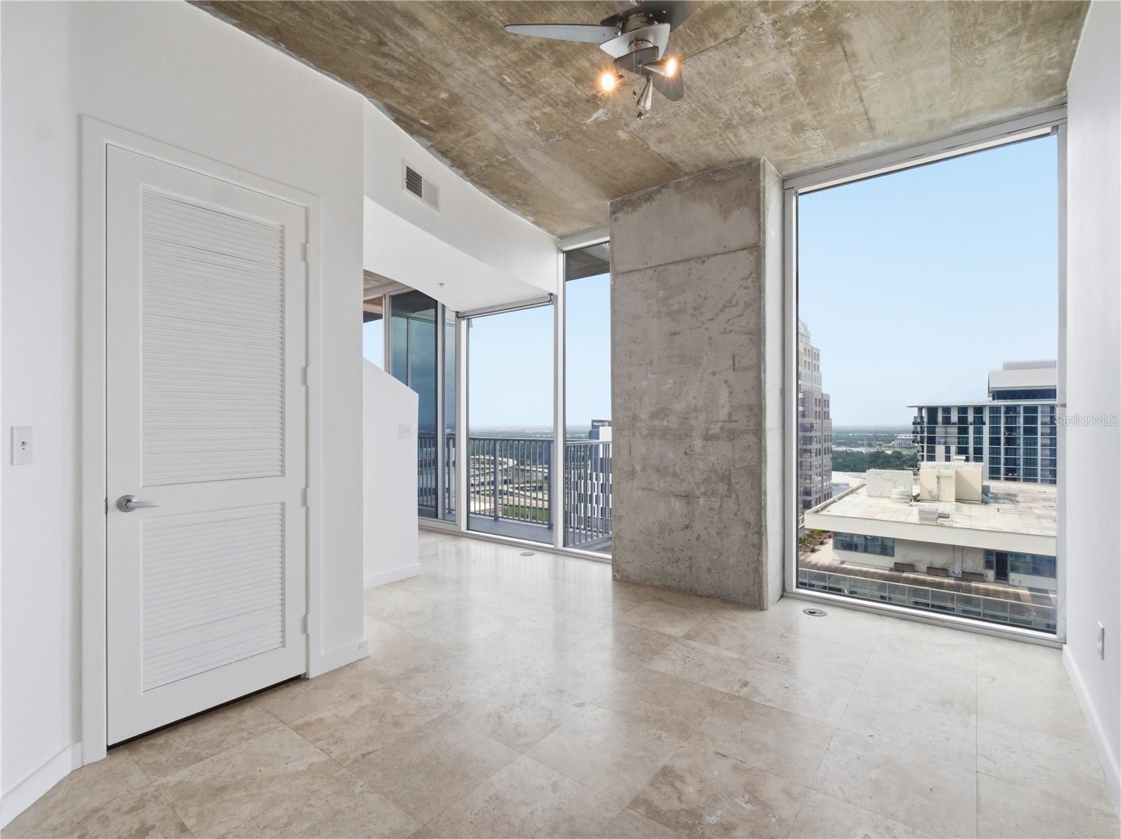 SOLAIRE/PLAZA CONDO - Residential