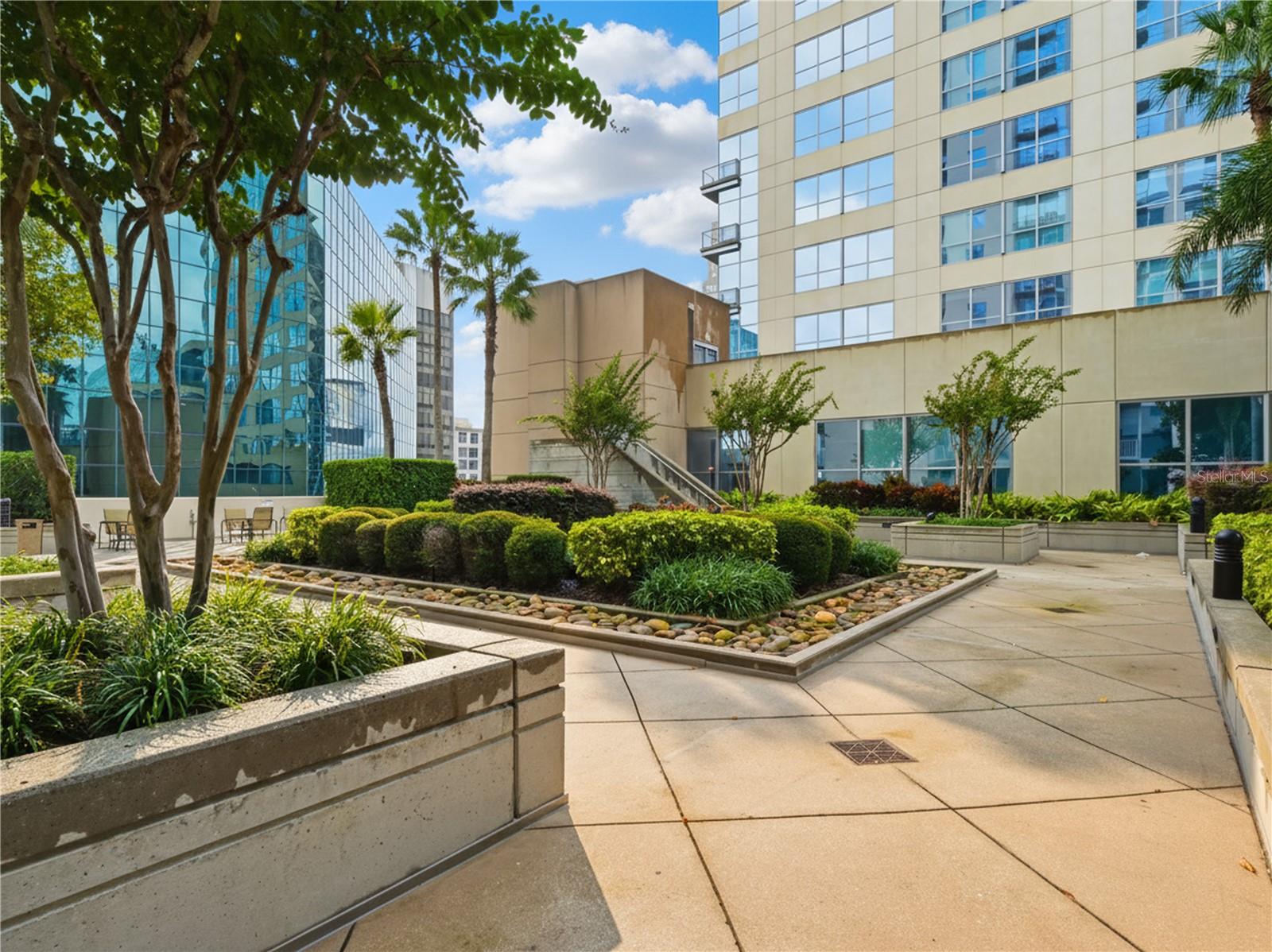 SOLAIRE/PLAZA CONDO - Residential