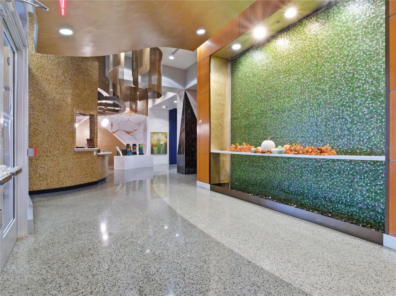 SOLAIRE/PLAZA CONDO - Residential