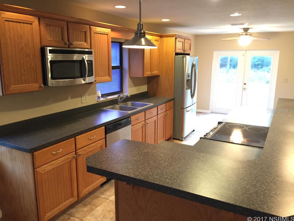 Tropical Estates Unrec 1200 - Residential