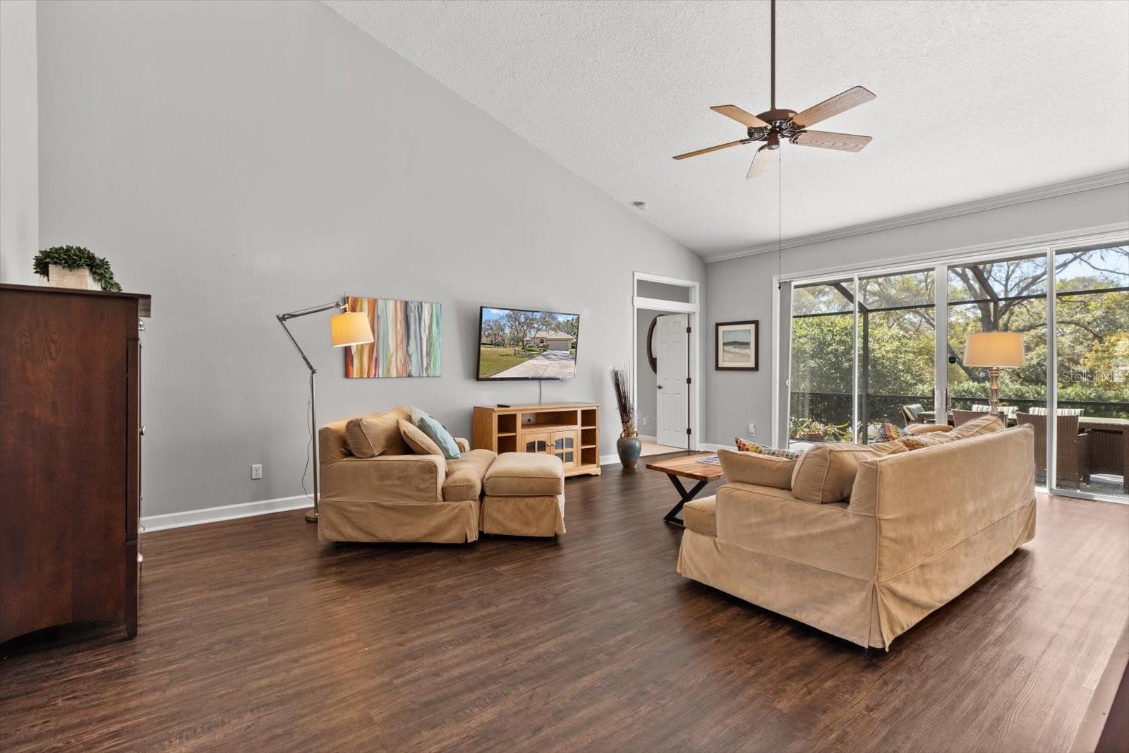 BLACK DIAMOND RANCH - Residential