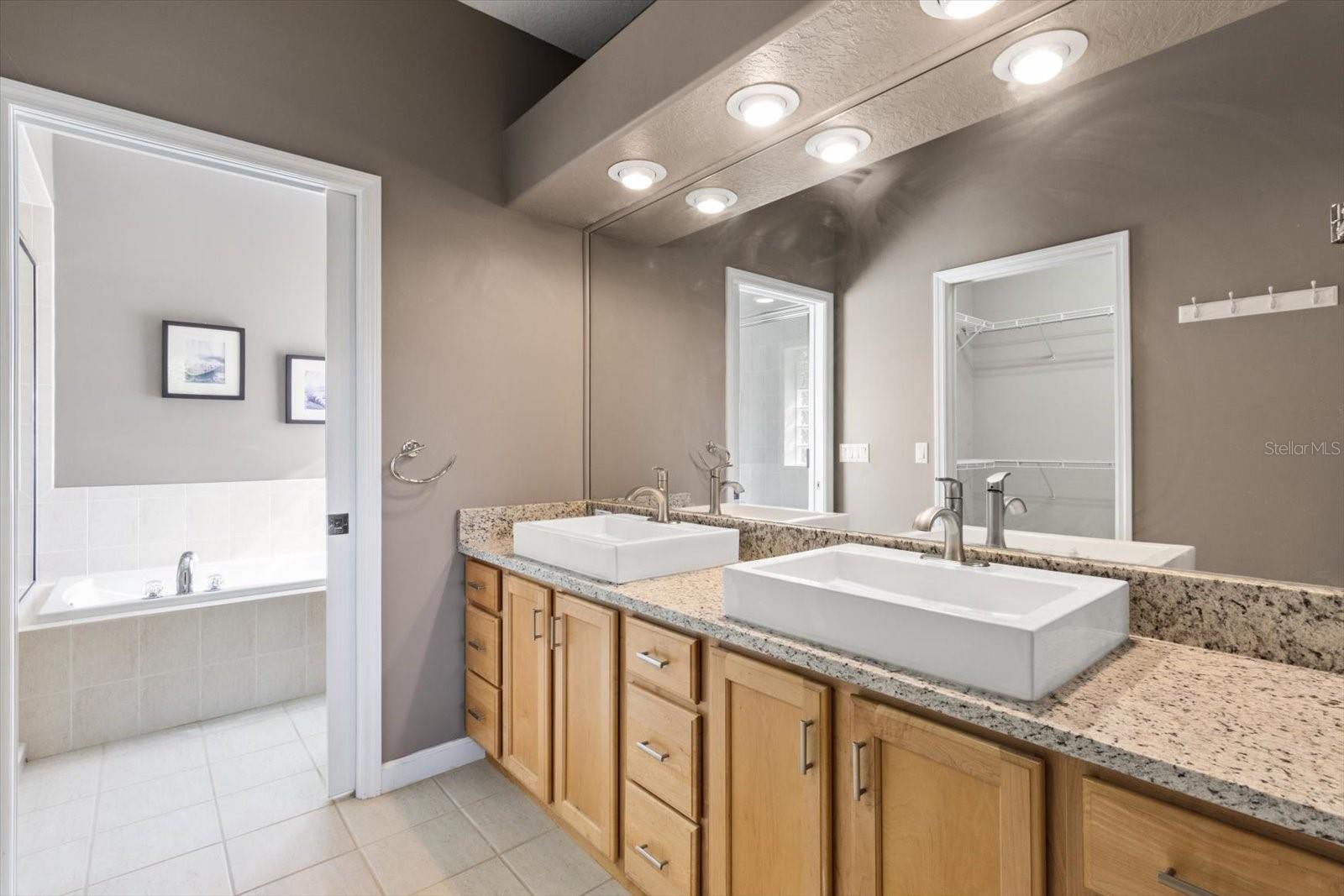 BLACK DIAMOND RANCH - Residential