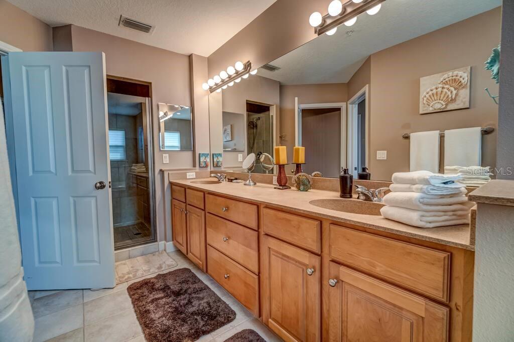 BRADENTON BEACH CLUB BLDG 2 - Residential