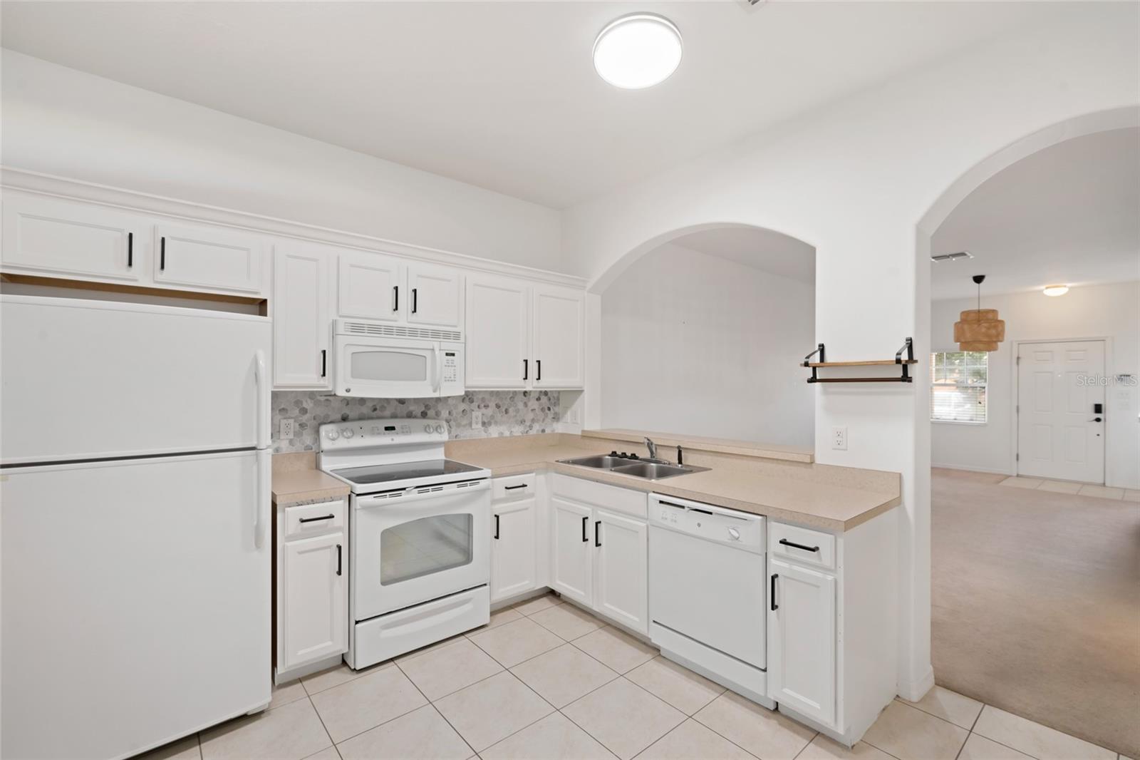 AUTUMNWOOD GROVE - Residential