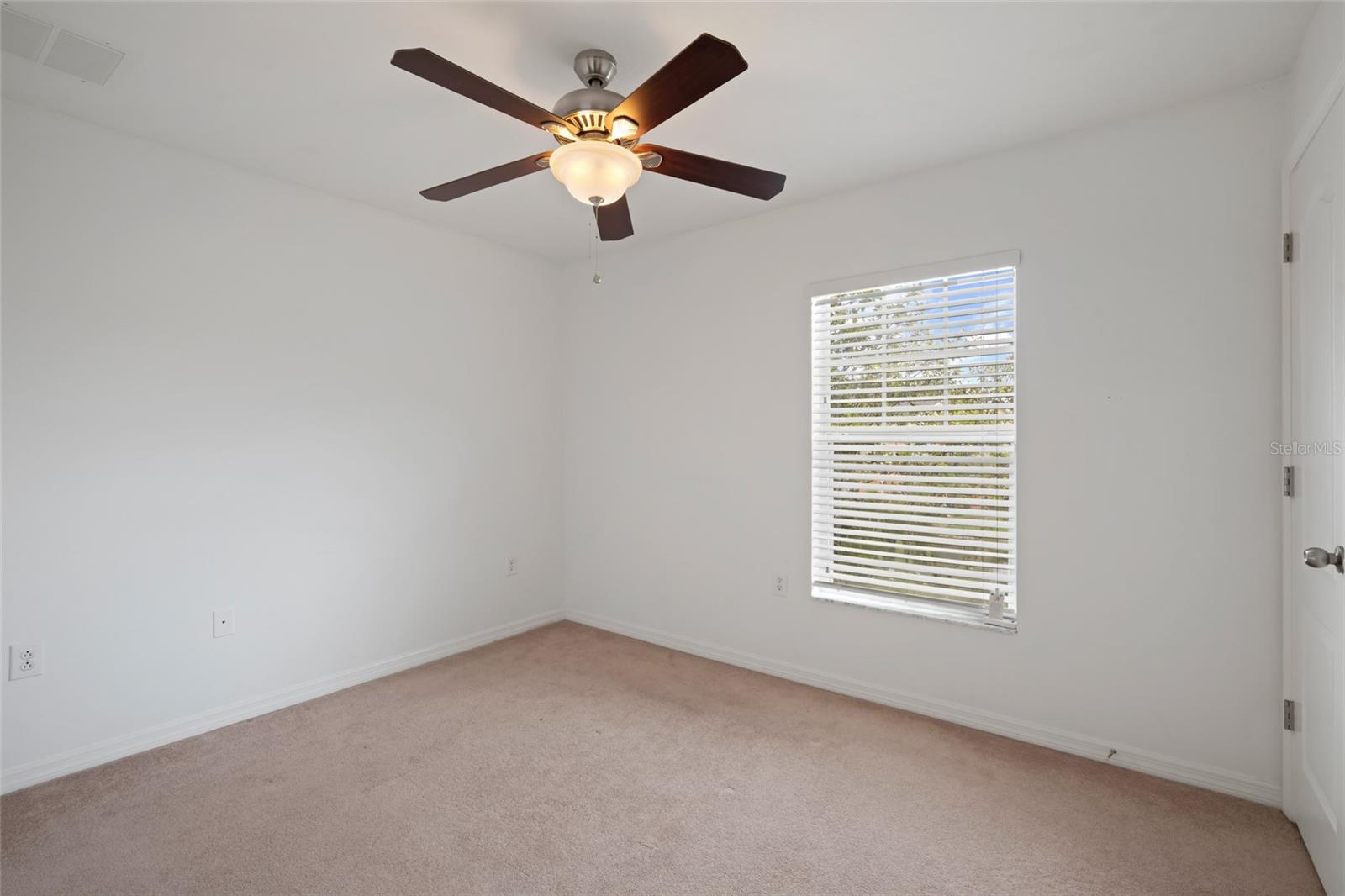 AUTUMNWOOD GROVE - Residential