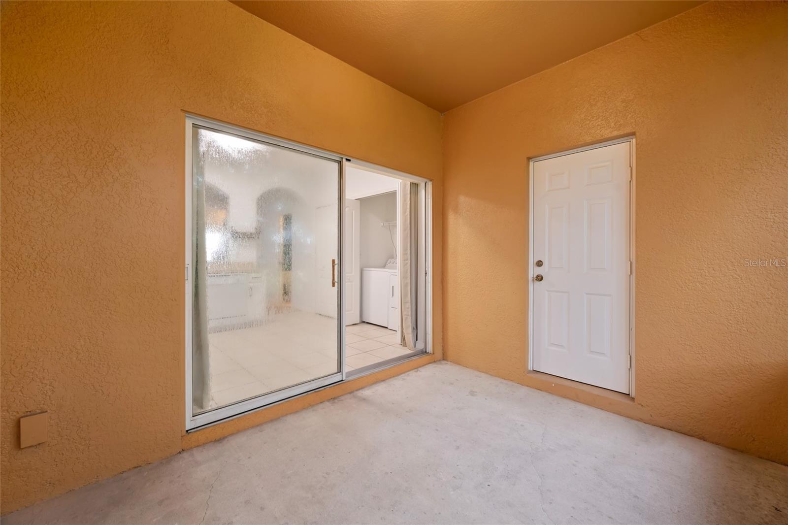 AUTUMNWOOD GROVE - Residential