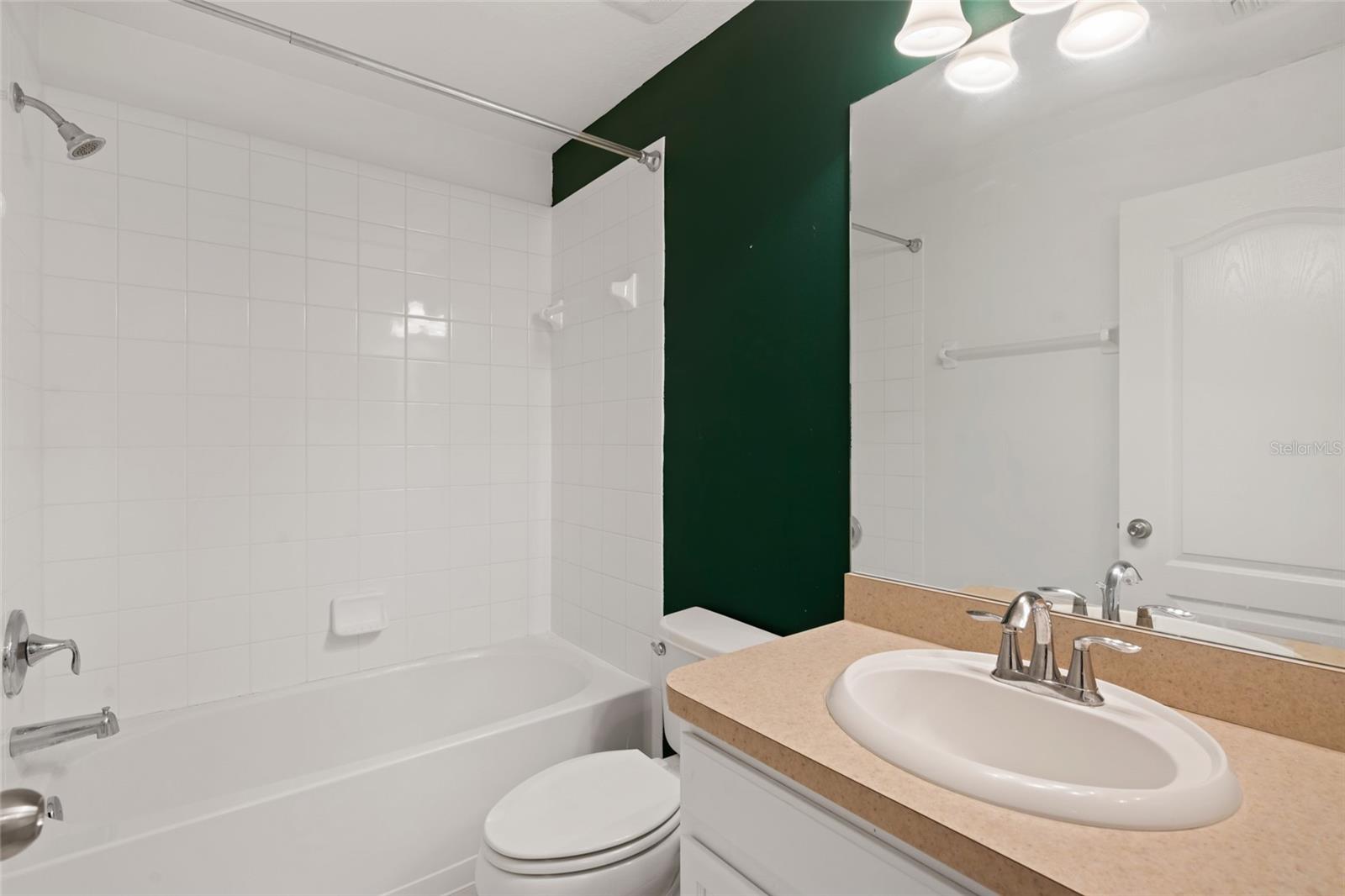 AUTUMNWOOD GROVE - Residential