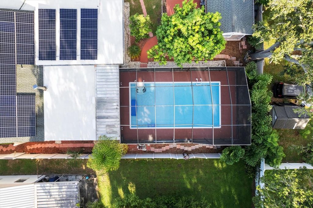 Photo of 1420 W Bogie Drive, Tampa, FL 33612 (MLS # GC534000)