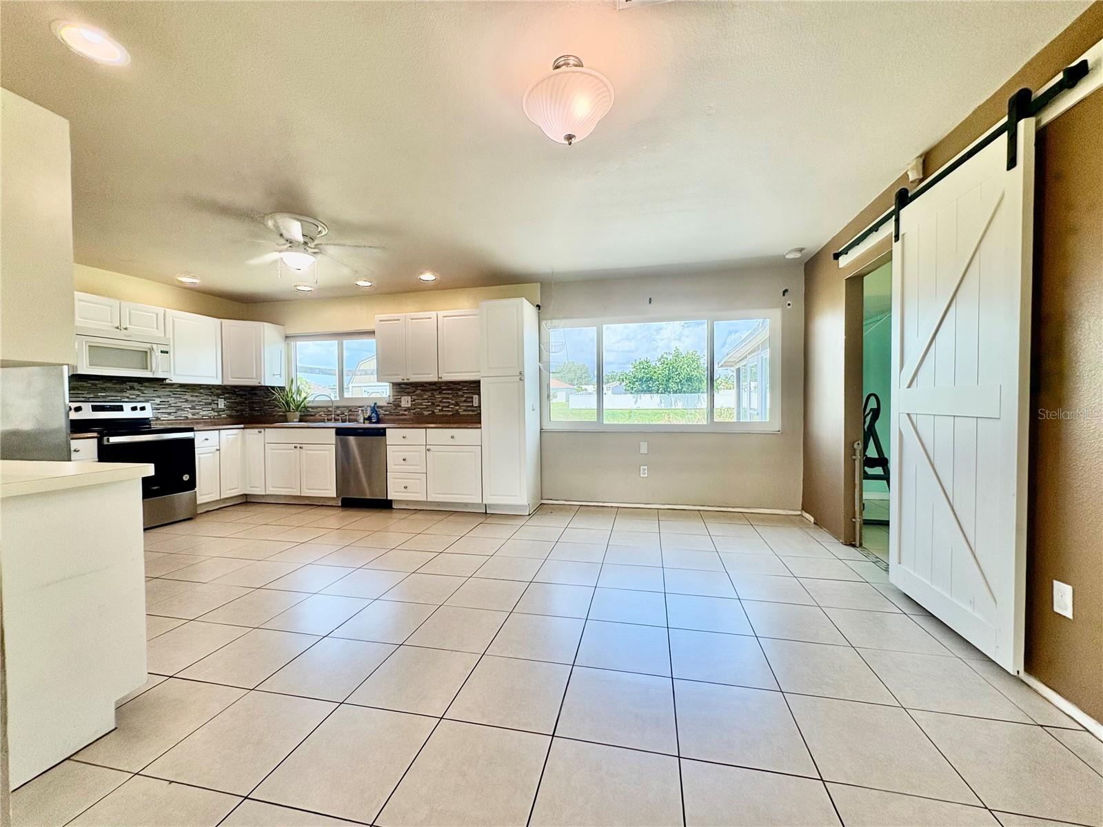 2755 GREENDALE ROAD