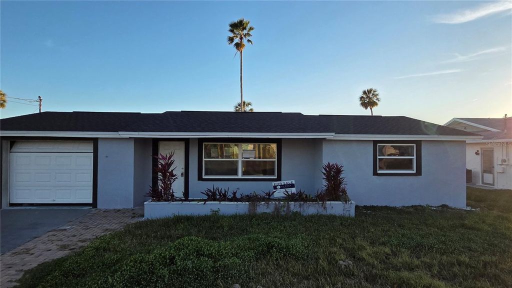 Photo of 4020 Headsail Drive, New Port Richey, FL 34652 (MLS # G5092142)